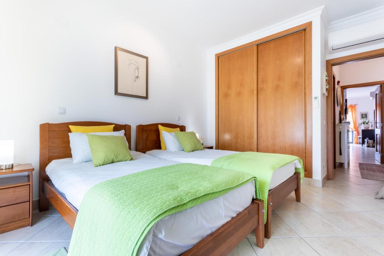 Great 2 Bedroom Apartment With Communal Pool 라고스 외부 사진